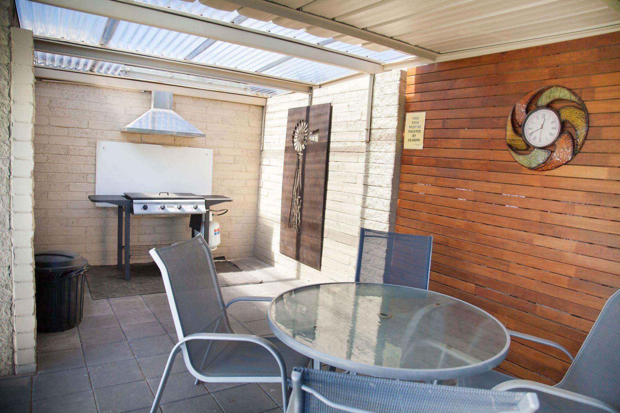 Junction Motel Maryborough Bagian luar foto